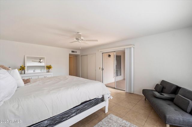 10421 E SILVERTREE Drive, Sun Lakes, AZ 85248