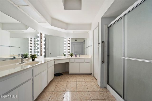 10421 E SILVERTREE Drive, Sun Lakes, AZ 85248