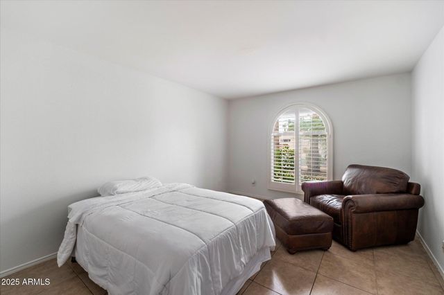 10421 E SILVERTREE Drive, Sun Lakes, AZ 85248