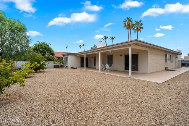 10421 E SILVERTREE Drive, Sun Lakes, AZ 85248