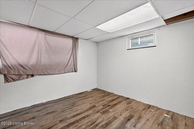 5500 Raymary Dr, Louisville, KY 40272