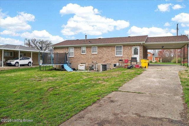 5500 Raymary Dr, Louisville, KY 40272