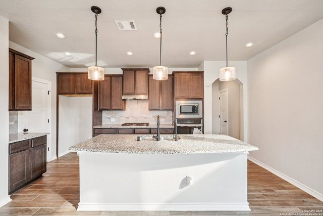 7002 Comanche Star, San Antonio, TX 78233