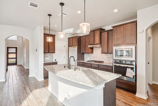 7002 Comanche Star, San Antonio, TX 78233