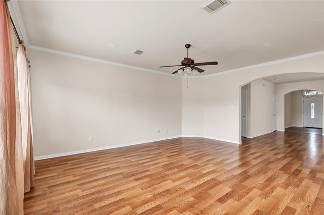 6030 Sandy Creek Drive, Baytown, TX 77523