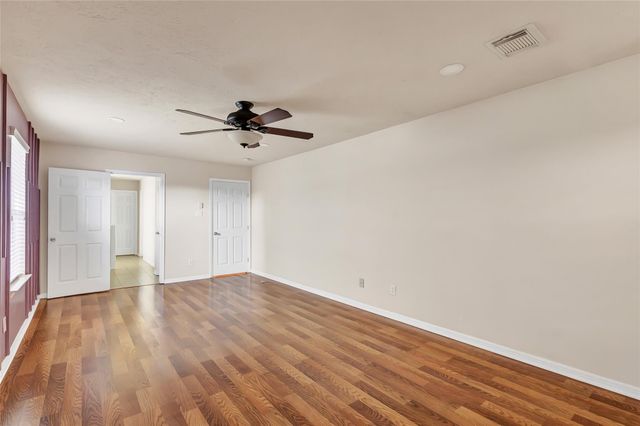 6030 Sandy Creek Drive, Baytown, TX 77523