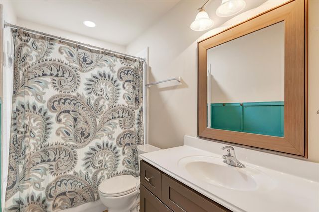 6030 Sandy Creek Drive, Baytown, TX 77523