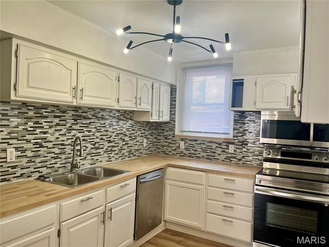 6740 Robbins Avenue, Pagedale, MO 63133