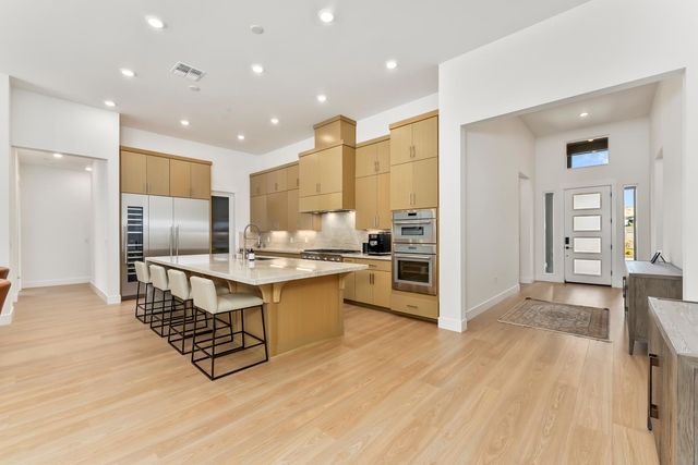 8650 Buckbrush Ln, Granite Bay, CA 95746