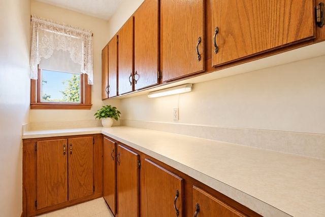 12 Kearney St, Malden, MA 02148