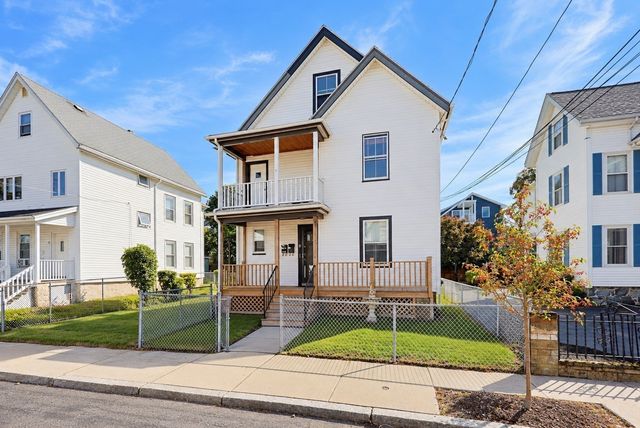 12 Kearney St, Malden, MA 02148