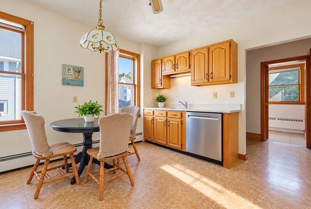 12 Kearney St, Malden, MA 02148