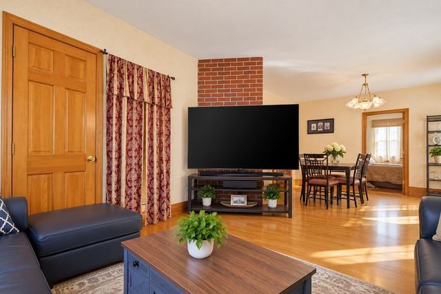 12 Kearney St, Malden, MA 02148