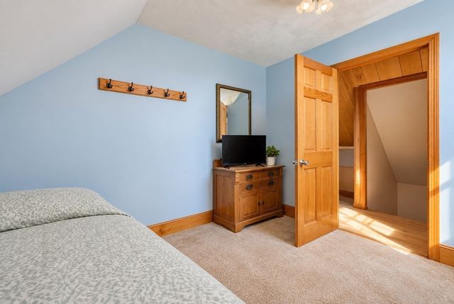 12 Kearney St, Malden, MA 02148