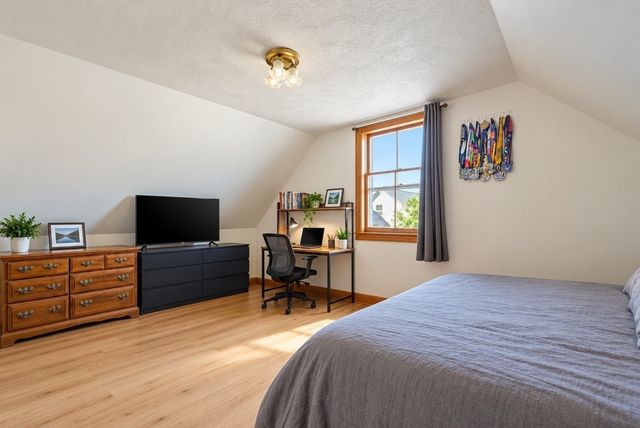 12 Kearney St, Malden, MA 02148
