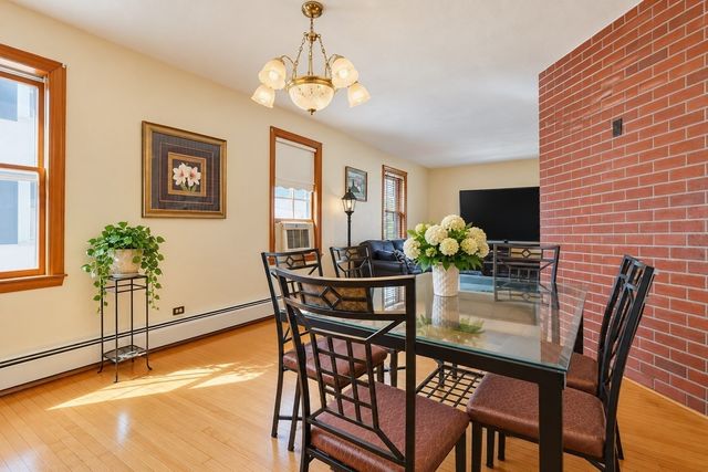 12 Kearney St, Malden, MA 02148