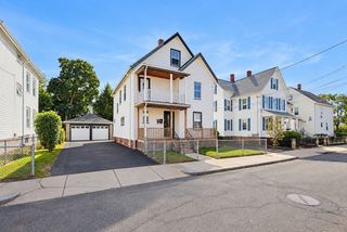 12 Kearney St, Malden, MA 02148