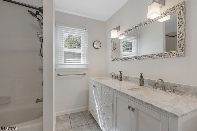 9 Grouse Road, Warren Twp., NJ 07059