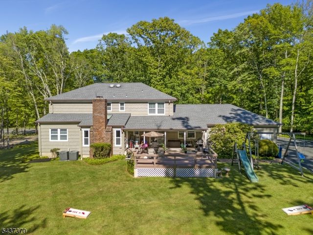 9 Grouse Road, Warren Twp., NJ 07059