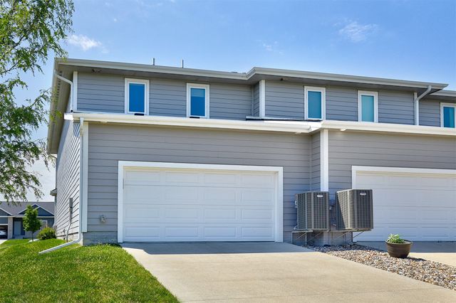16637 Wilden Drive, Clive, IA 50325