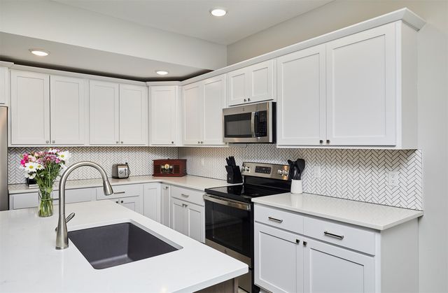16637 Wilden Drive, Clive, IA 50325
