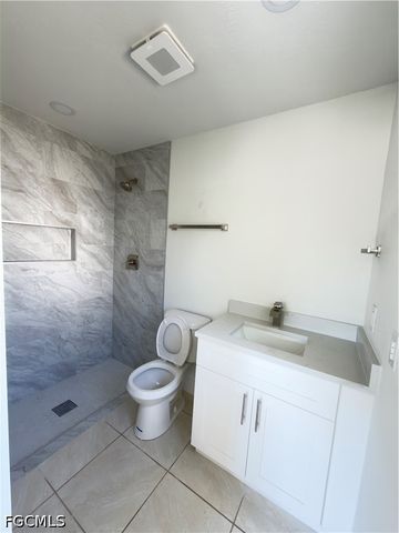 140 SE 17th TER, Cape Coral, FL 33990