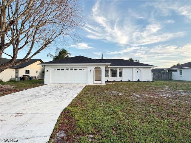 140 SE 17th TER, Cape Coral, FL 33990