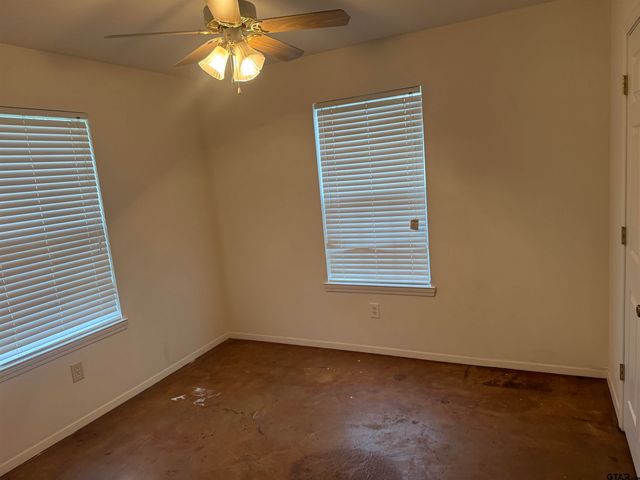 16444 Lakeview Cir, Whitehouse, TX 75791