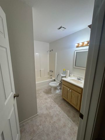 16444 Lakeview Cir, Whitehouse, TX 75791