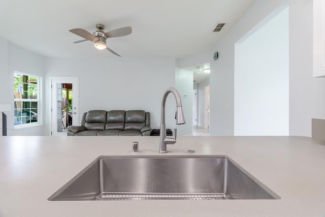 6236 Riverbelle, Rio Linda, CA 95673