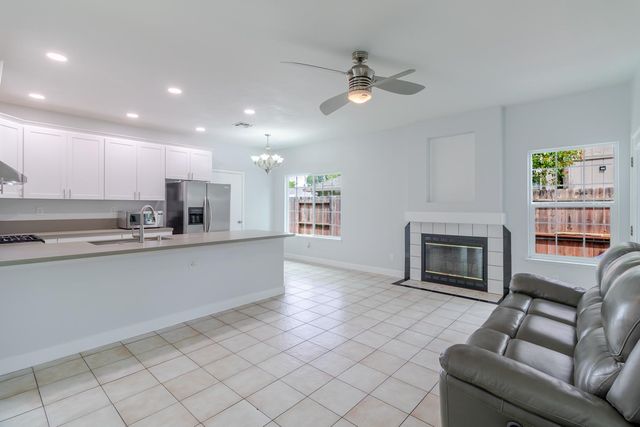 6236 Riverbelle, Rio Linda, CA 95673
