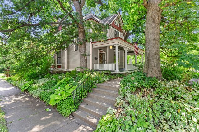 2226 Fremont Avenue N, Minneapolis, MN 55411