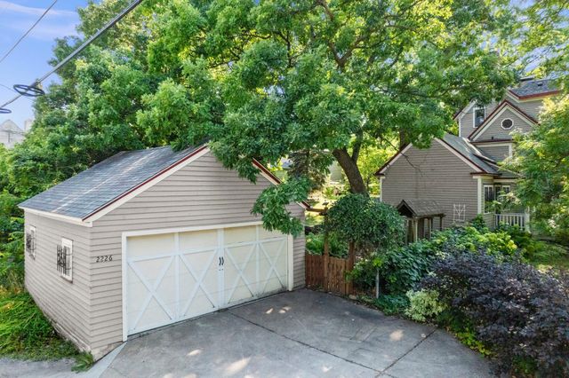 2226 Fremont Avenue N, Minneapolis, MN 55411