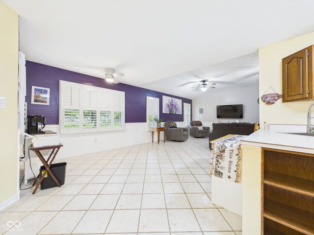 35 W Estate Street, Anderson, IN 46013
