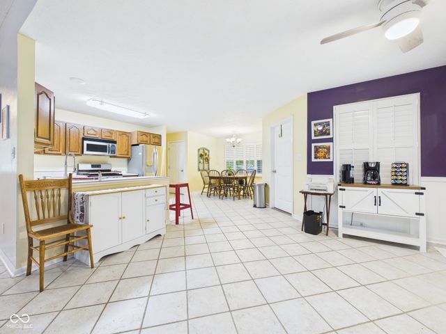 35 W Estate Street, Anderson, IN 46013