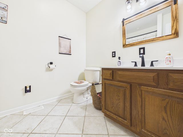 35 W Estate Street, Anderson, IN 46013