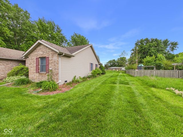 35 W Estate Street, Anderson, IN 46013