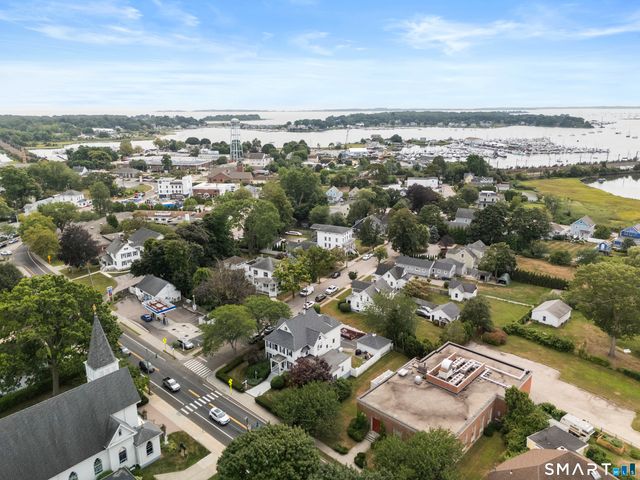 32 East Main Street, Stonington, CT 06355