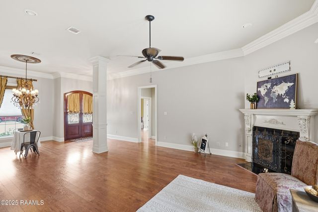 105 Wedge Drive, Broussard, LA 70518