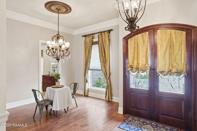 105 Wedge Drive, Broussard, LA 70518