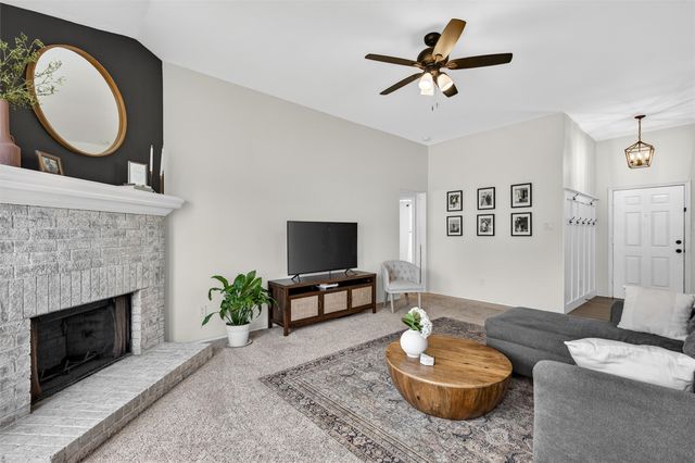 1111 Old Knoll Drive, Wylie, TX 75098