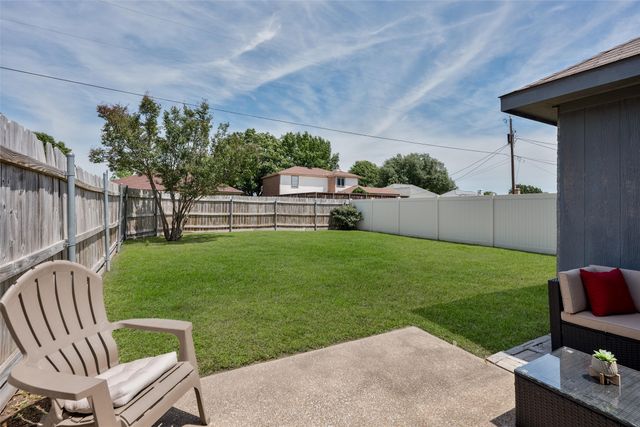 1111 Old Knoll Drive, Wylie, TX 75098