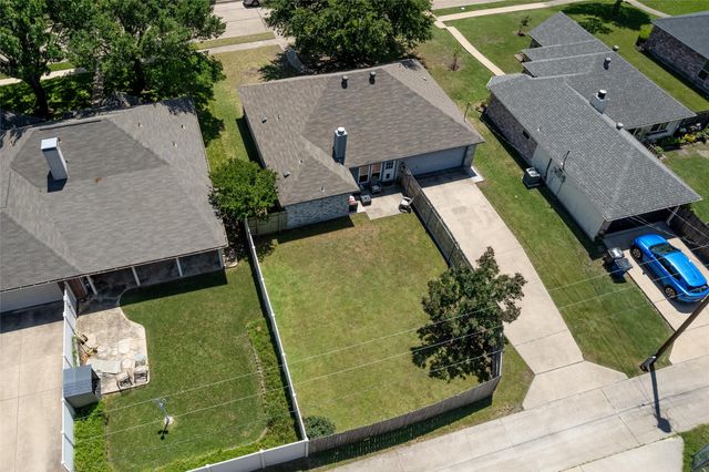 1111 Old Knoll Drive, Wylie, TX 75098