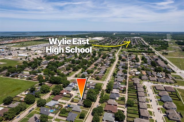 1111 Old Knoll Drive, Wylie, TX 75098