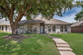 1111 Old Knoll Drive, Wylie, TX 75098