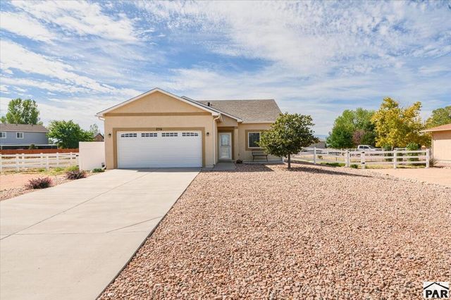 256 W Calle De Camelia Dr, Pueblo West, CO 81007