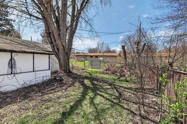 240 20TH AVENUE SOUTH, Wisconsin Rapids, WI 54495