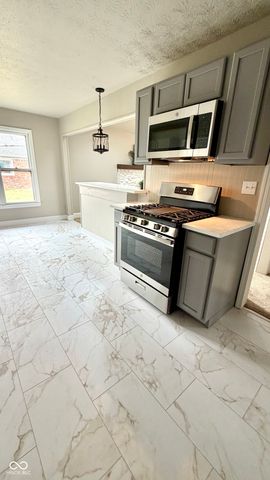 428 Southmore Street, Plainfield, IN 46168