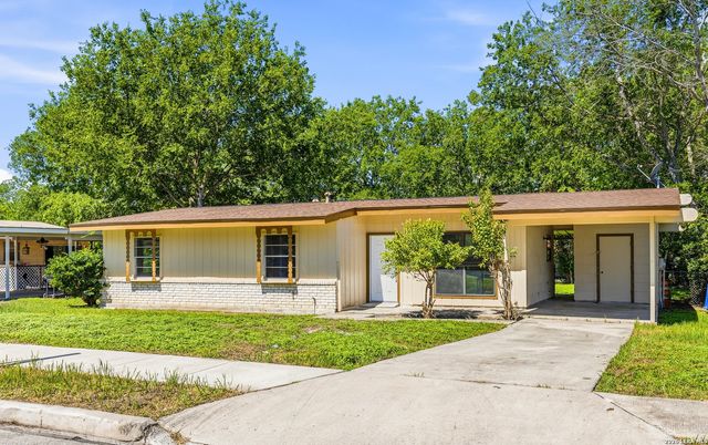4863 Castle Shield, San Antonio, TX 78218