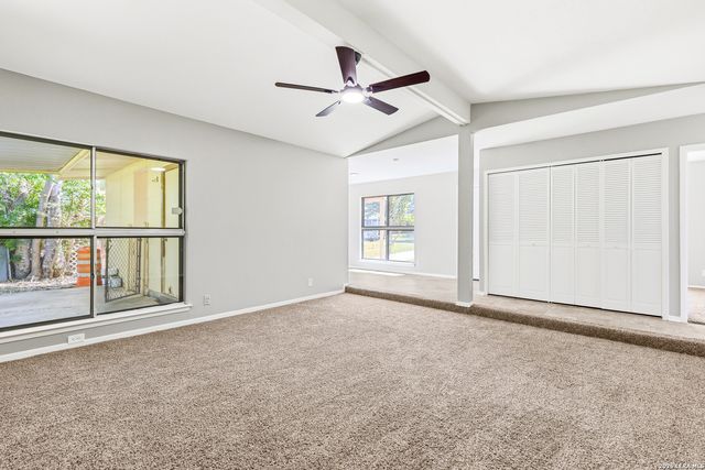 4863 Castle Shield, San Antonio, TX 78218